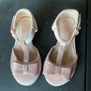 Little Girl dress shoes.